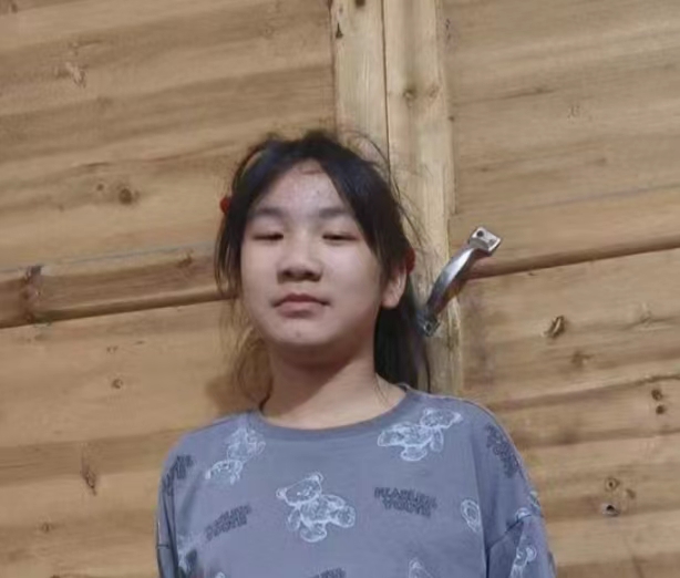 Ф𱦣